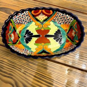 Talvera Mexican hand painted pottery dish lead free signed